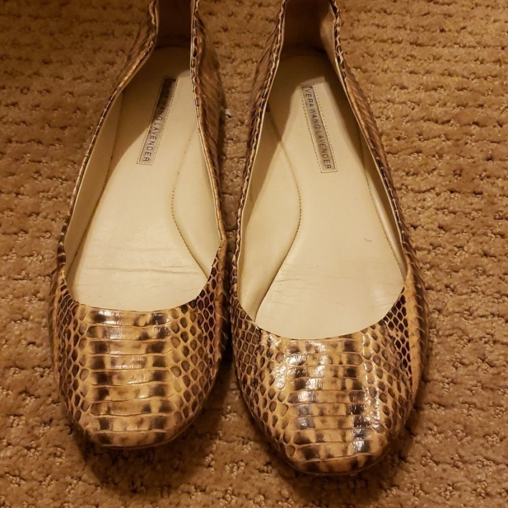 Vera Wang Lavender  Flat shoes‎